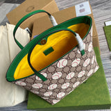 Handle and strap detail of sleek chic women's handbag – women's statement bag