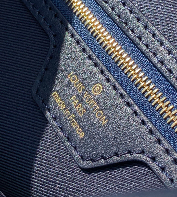  top-handle bag interior and compartment view 9