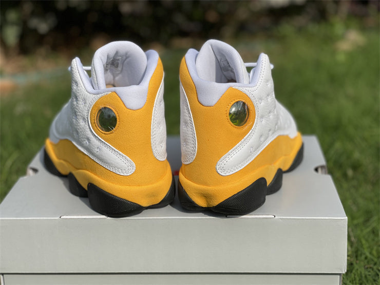 Nike Men's & Women's Designer Low-Top Shoes — Style 233 side view