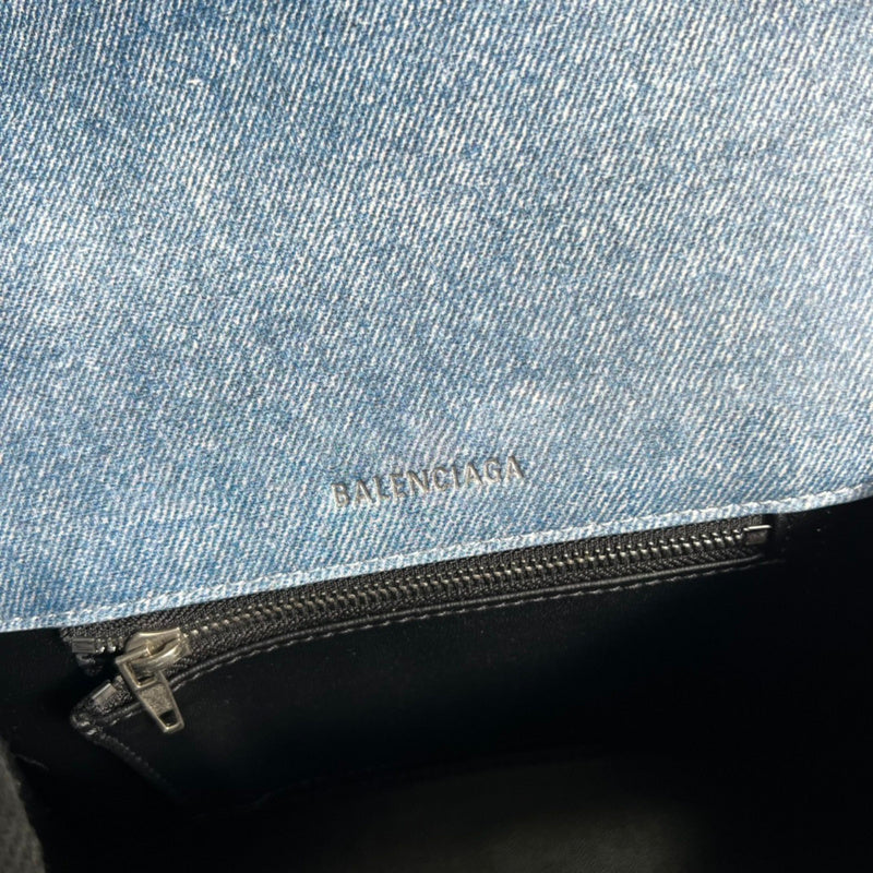 Close-up detail of premium sleek women's handbag – women's everyday handbag