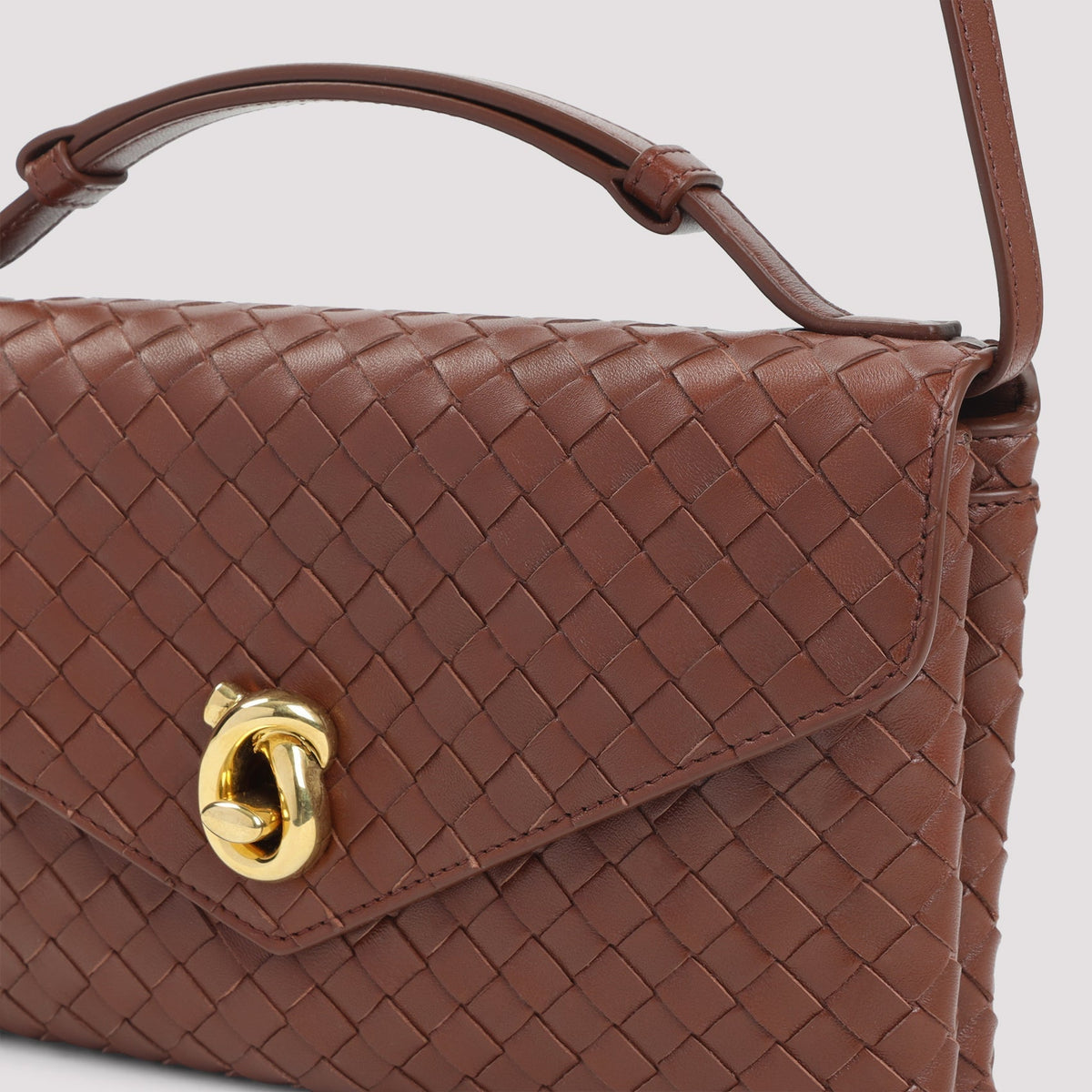 Bottega Veneta Bags? Bottega Veneta Knot Lock Shoulder Bag Women Elegant Everyday Designer Handbag