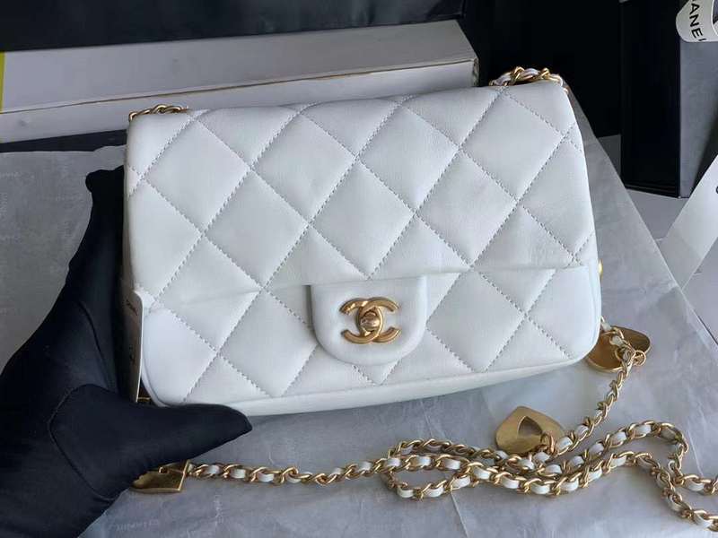 Zivas Charm Chic Craftsmanship Everyday Handbag (Everyday Luxury Essential) – Detail View