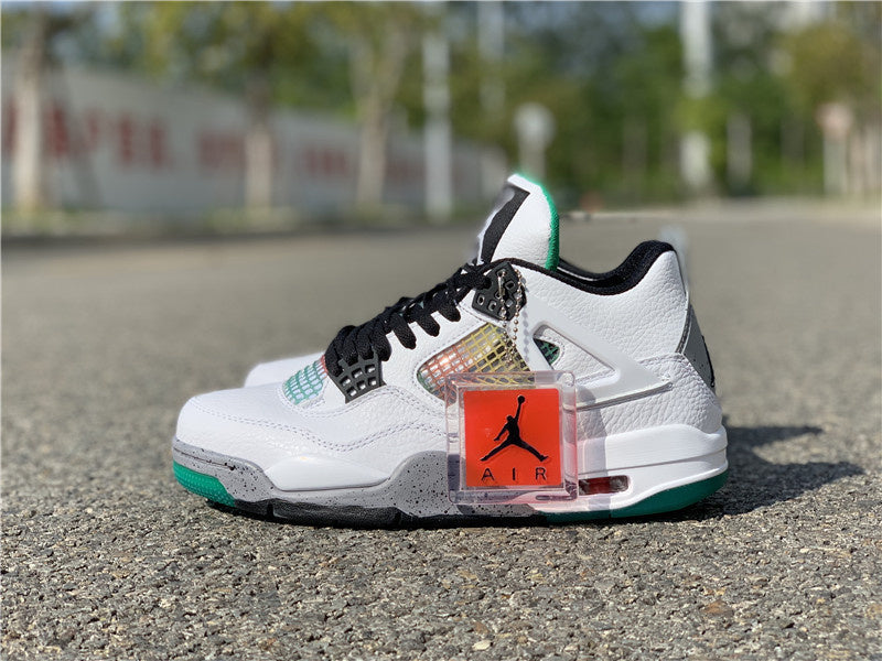 Side profile of Nike clean off-white sneakers chunky sole construction