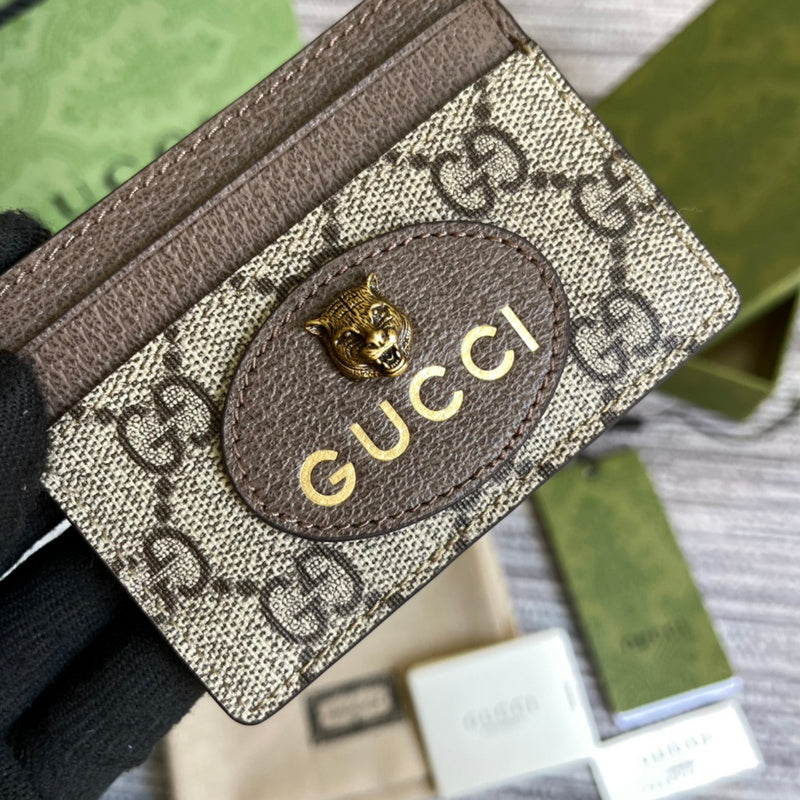 Interior view of structured premium women's handbag – women's luxury handbag