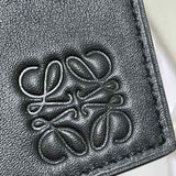 Ziva's Charm handbag – back view (33.5cm*16.5cm*24cm)