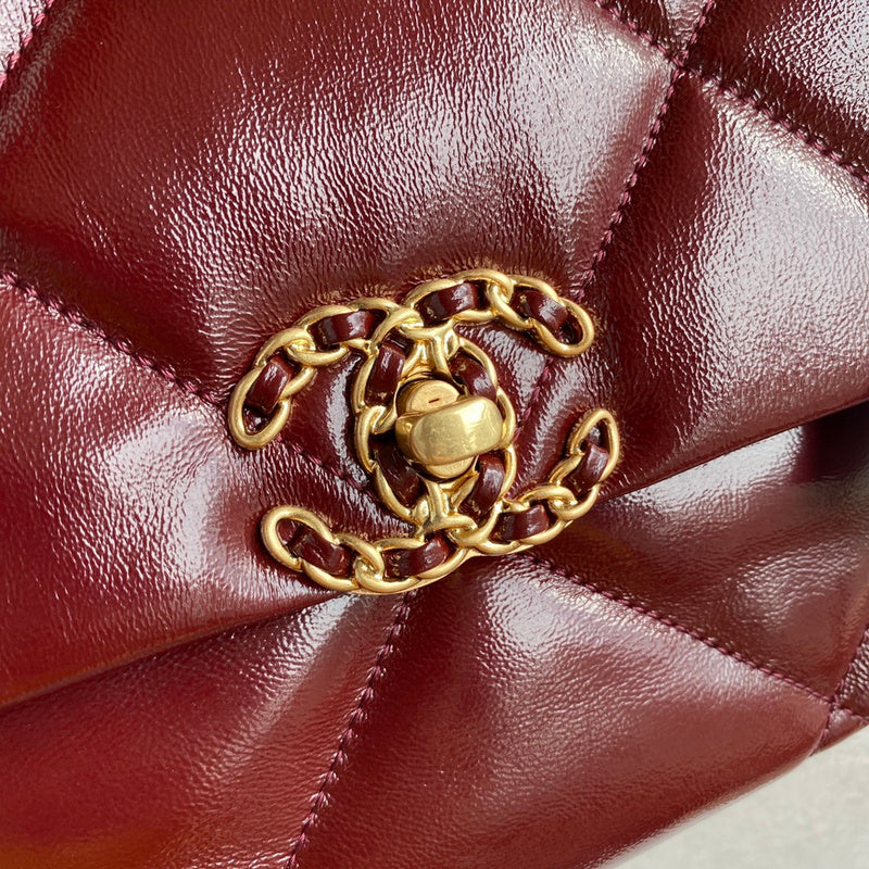 Zivas Charm Refined Everyday Style Fashion Handbag (Modern Wardrobe Staple) – Angled View