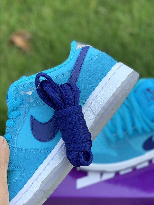Nike Men's & Women's Luxury Fashion Trainers — Style 198 back view