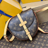  contemporary tote bag detail view showing craftsmanship
