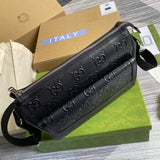 Styled lifestyle shot of signature modern women's handbag – women's statement bag