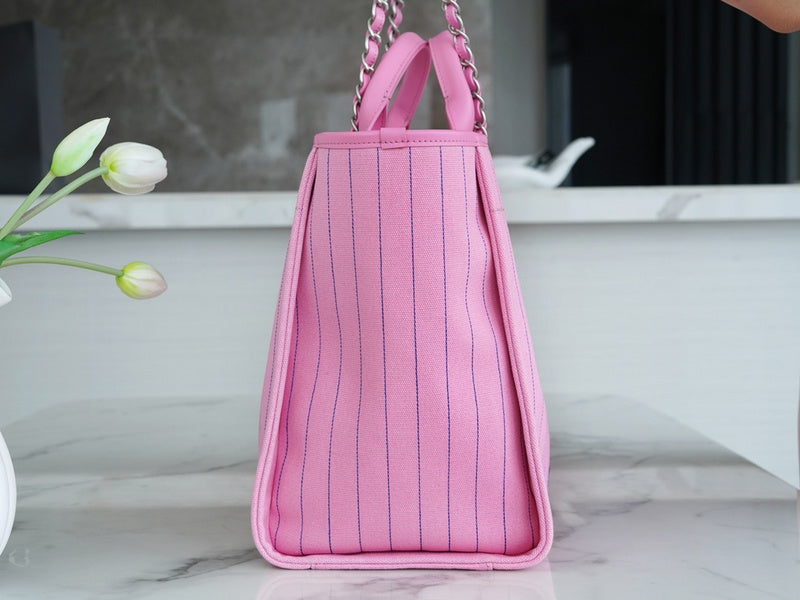  women's handbag, spacious design, view 6