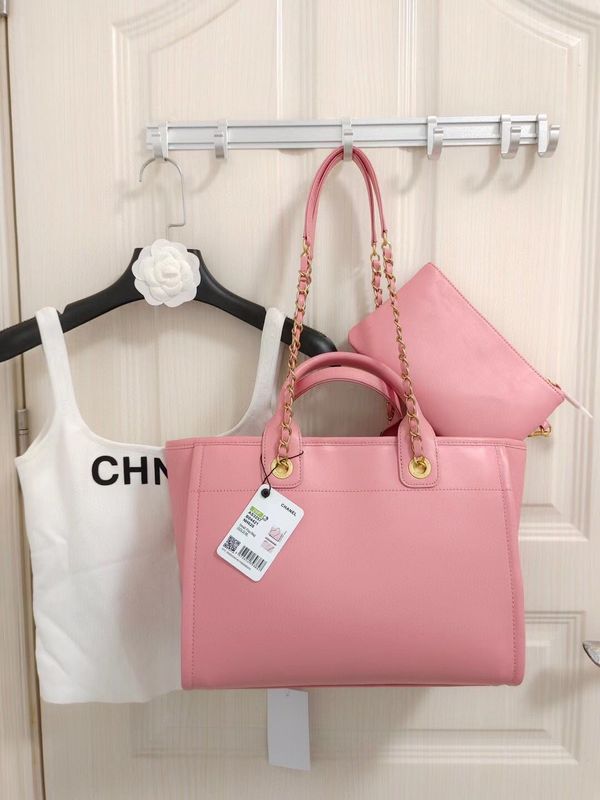 Zivas Charm Everyday Sophistication Designer Handbag (Effortless Style Upgrade) – Interior View