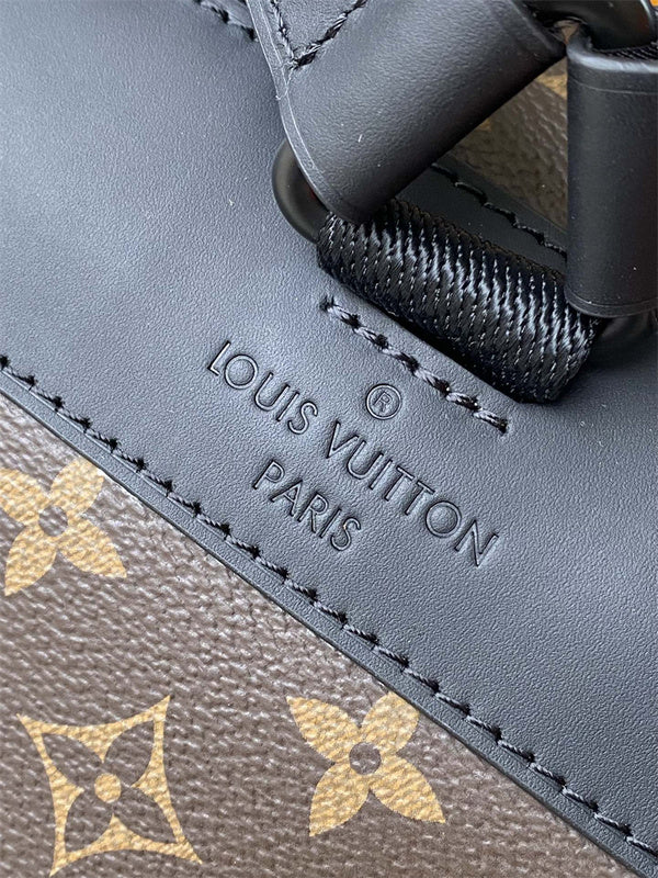  handbag interior and compartment view 9