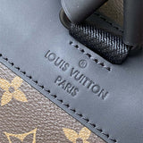  handbag interior and compartment view 9
