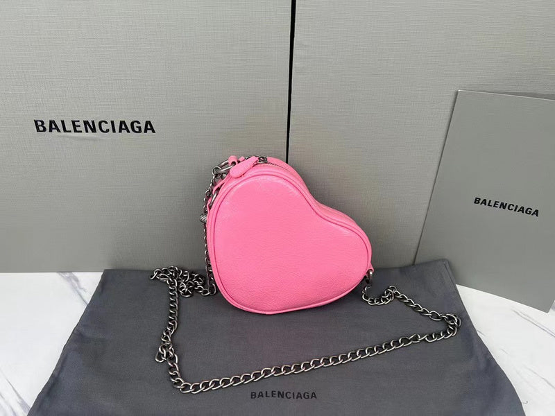 Zivas Charm Refined Everyday Style Statement Handbag (Statement-Ready Design) – Full Silhouette