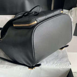 Handle and strap detail of statement refined women's handbag – women's statement bag