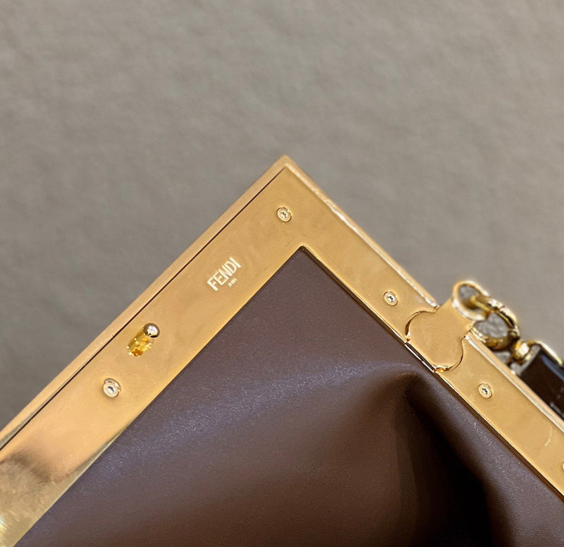 Ziva's Charm handbag – side angle view (26cm*9.5cm*18cm)