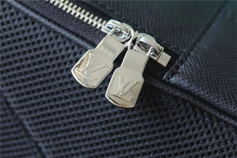  Classic handbag carried on shoulder