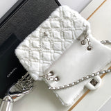  women's handbag, versatile design, view 4