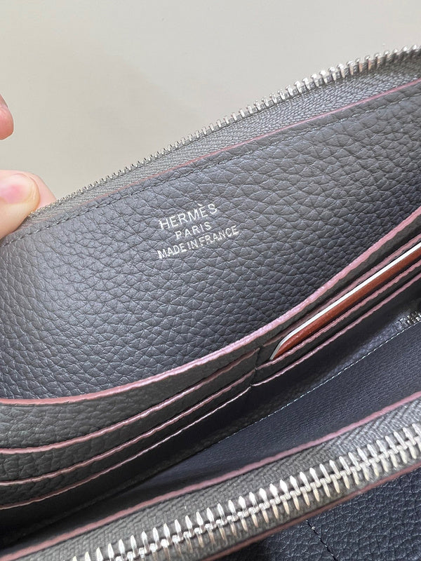 Close-up detail of poised bag design