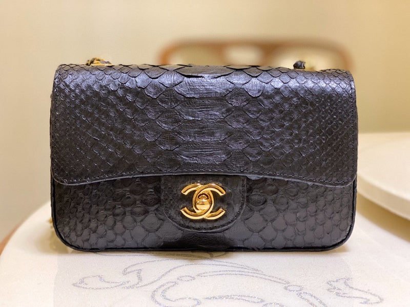  versatile purse view 3