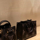  Sophisticated handbag front view 7