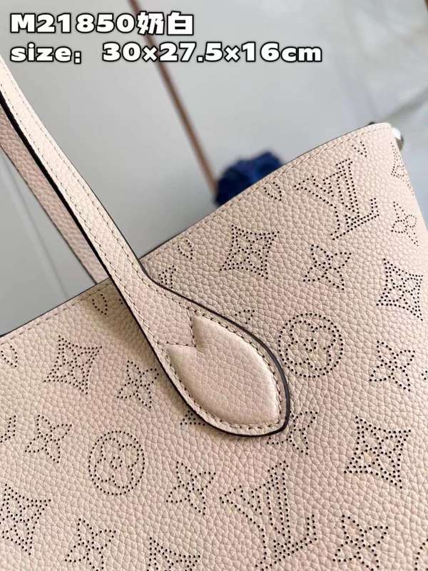 Styled lifestyle shot of chic premium women's handbag – women's premium purse
