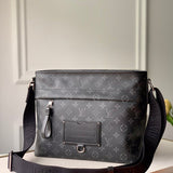 Front view of everyday-luxe signature women's handbag – women's statement bag