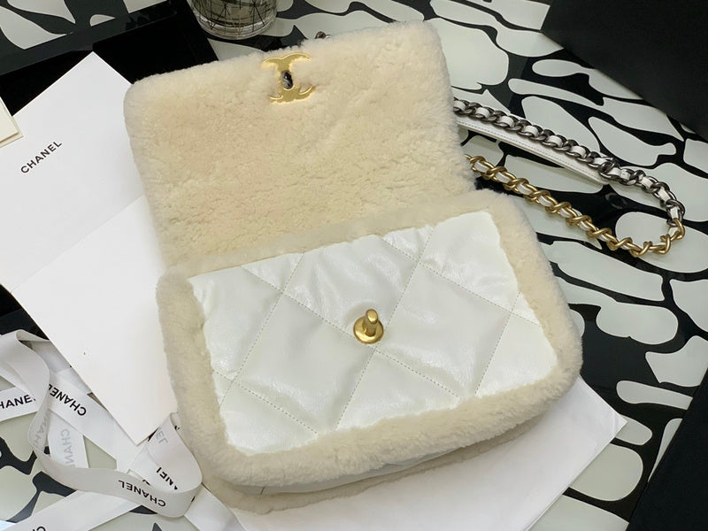  women's handbag, versatile design, view 5