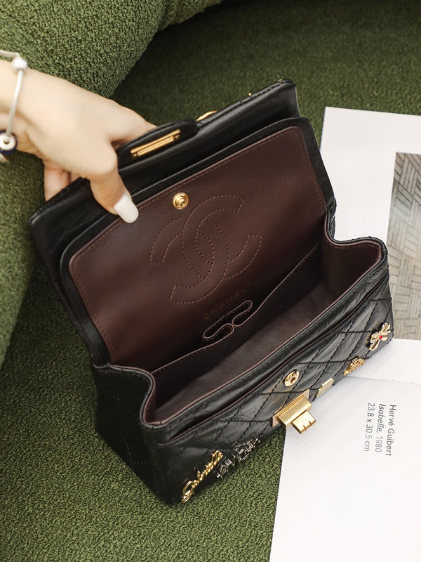  women's handbag, mid design, view 2
