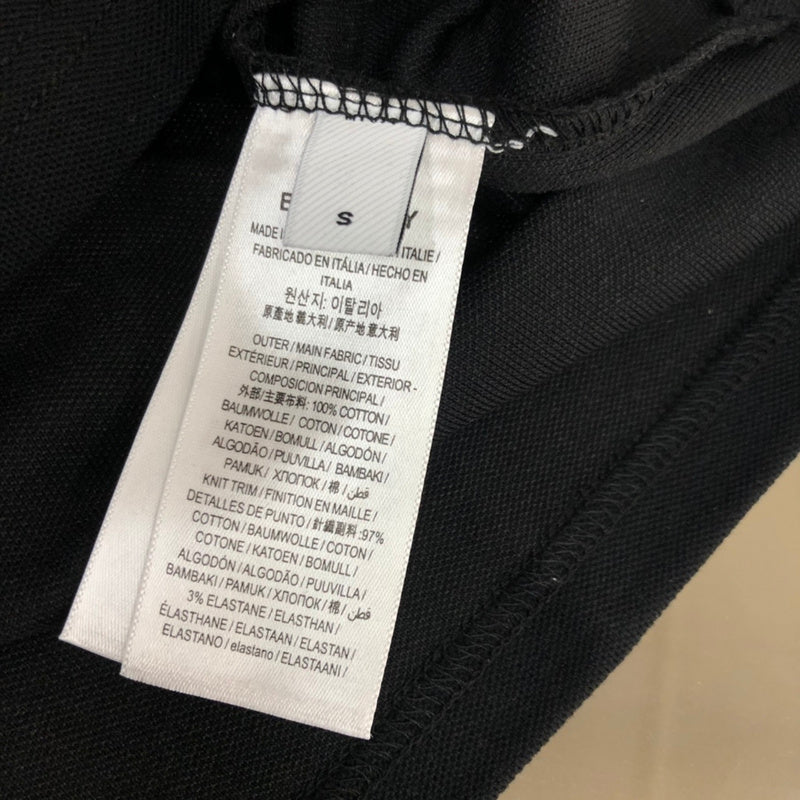 Side profile of Polo cotton polo shirt with signature branding