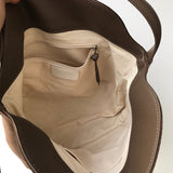 Ziva's Charm handbag – detail view (36cm*26cm*14cm)