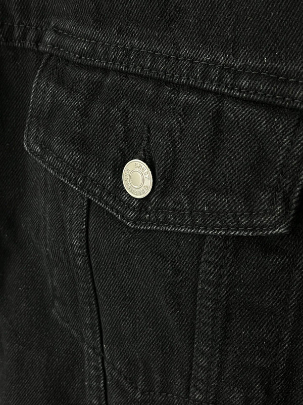 Texture and finish detail of Balenciaga luxury piece style No.213