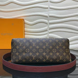 Close-up detail of refined structured women's handbag – women's luxury handbag