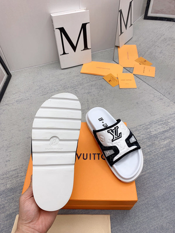 Louis Vuitton shoes Style 363 - sole and craftsmanship detail (alternate angle)