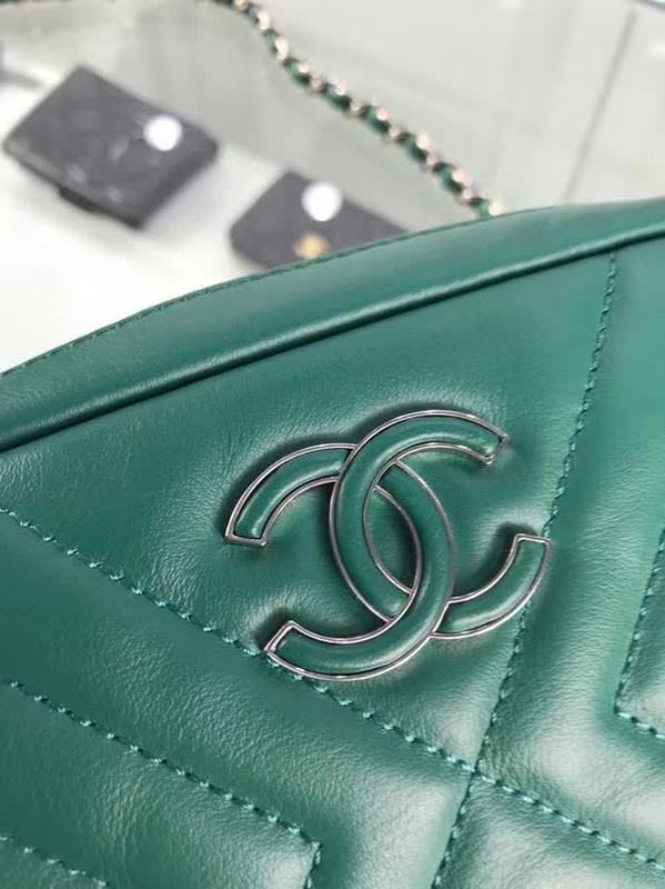 Zivas Charm Modern Edge Fashion Handbag (Everyday Luxury Essential) – Back View