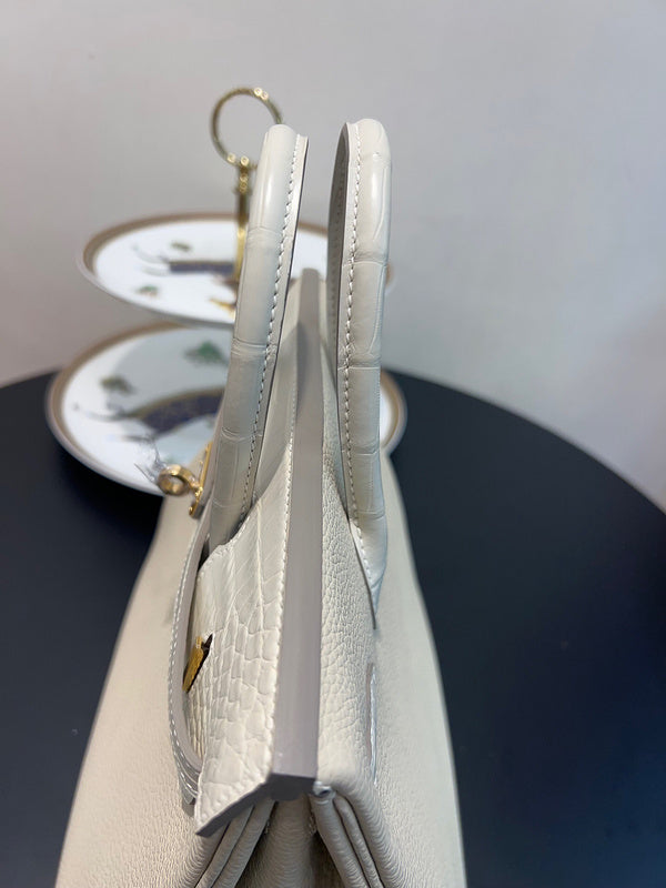 Effortless bag shown from front angle