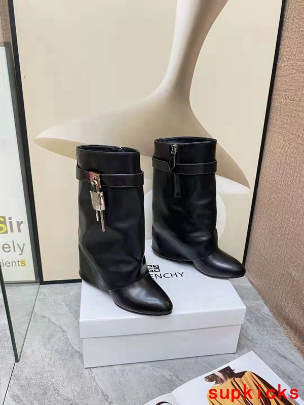 Givenchy shoes Style 116 - top view showing design