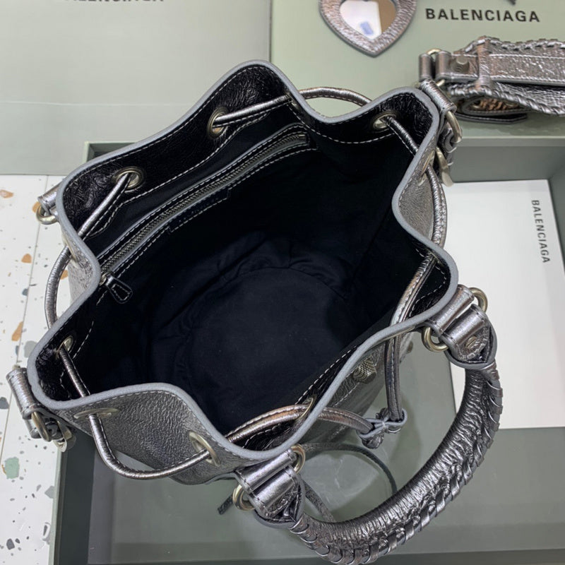 Chic Vegan Leather Handbag - Versatile Everyday Design | Women's Fashion Handbag #311 - alternate angle view (image 8) of designer-inspired handbag