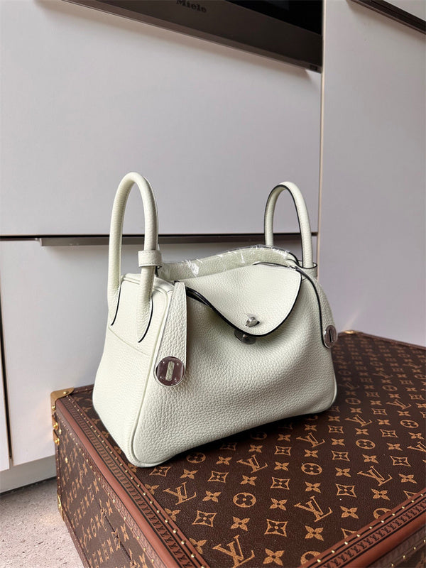 Everyday-Ready bag women's premium everyday handbag