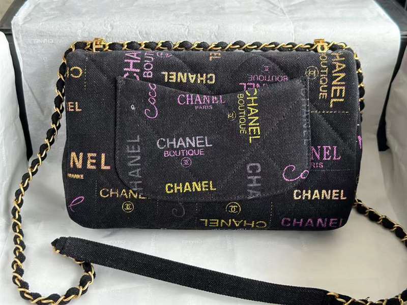 Zivas Charm Contemporary Flair Everyday Handbag (Elevated Daily Companion) – Interior View