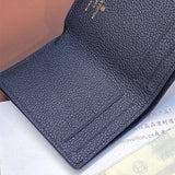  structured bag interior and compartment view 9