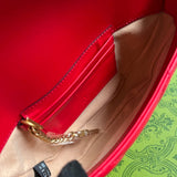 Side profile of chic polished women's handbag – women's everyday handbag