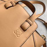Ziva's Charm handbag – close-up view (20cm*20cm*18cm)
