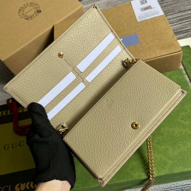 Interior view of everyday-luxe refined women's handbag – women's premium purse