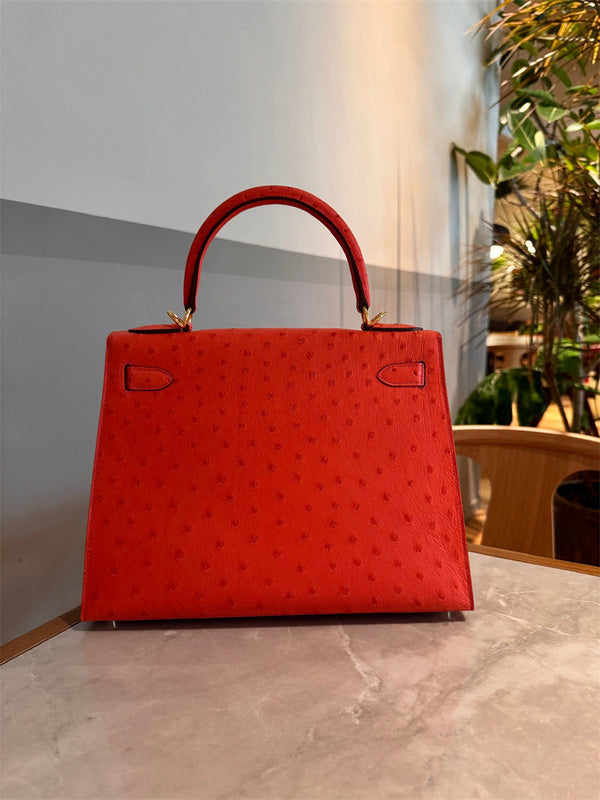 Interior view of fluid premium bag