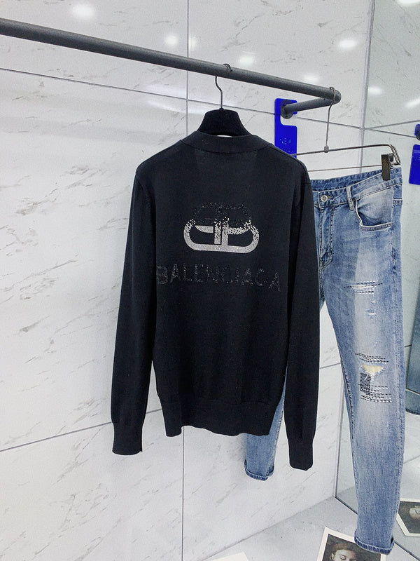 Side profile view of Balenciaga luxury piece style No.065