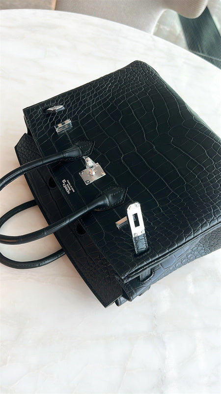  curated structured bag detail view showing craftsmanship 14