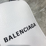 Modern Premium PU Leather Handbag - Premium Craftsmanship Detailing | Women's Premium Handbag #1071 - hardware and detail close-up (image 5) of designer-inspired handbag