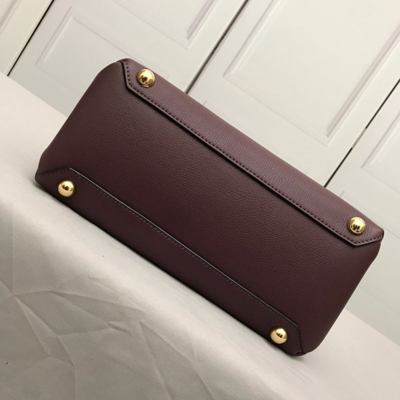 Ziva's Charm handbag – back view (one versatile size)