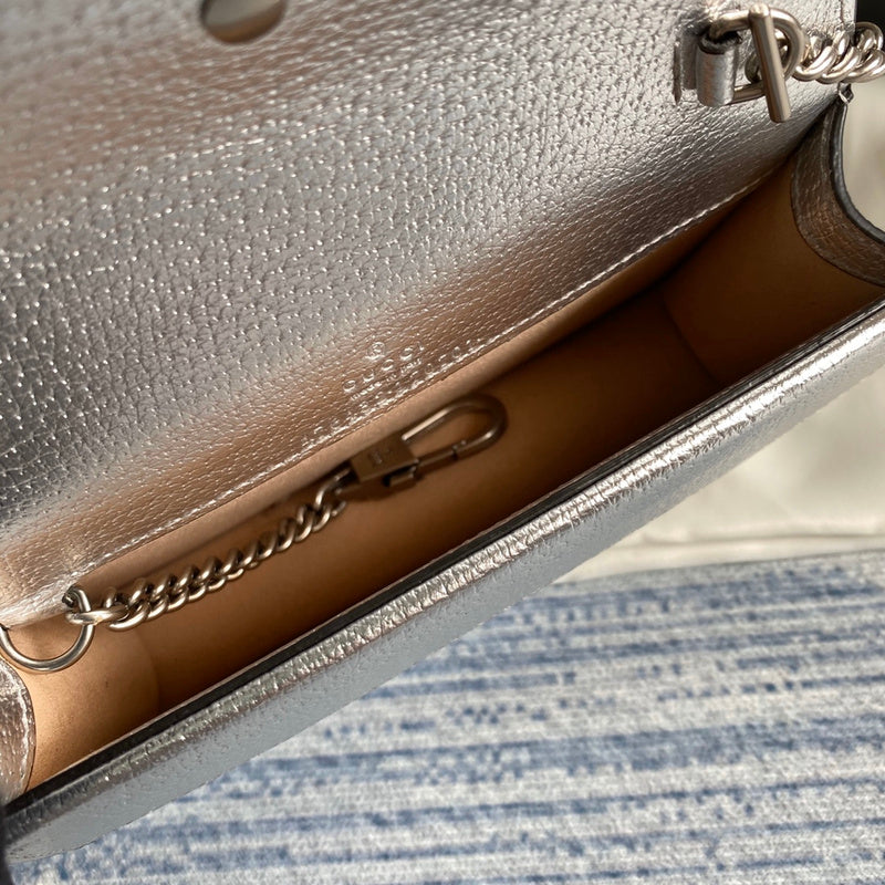 Close-up detail of chic statement women's handbag – women's statement bag